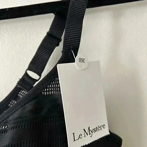 NWT Le Mystere Active Balance Sport Bra  36B - Picture 3 of 6